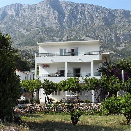 Apartments By The Sea Drvenik Donja Vala, Makarska - 6701 Екстериор снимка