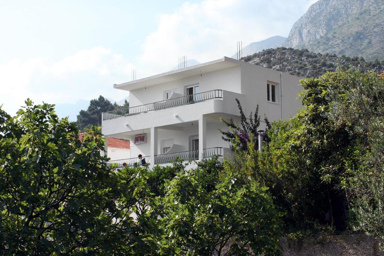 Apartments By The Sea Drvenik Donja Vala, Makarska - 6701 Екстериор снимка