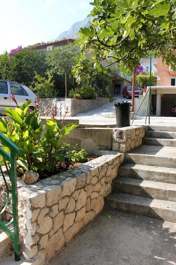 Apartments By The Sea Drvenik Donja Vala, Makarska - 6701 Екстериор снимка