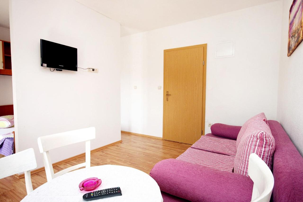 Apartments By The Sea Drvenik Donja Vala, Makarska - 6701 Екстериор снимка