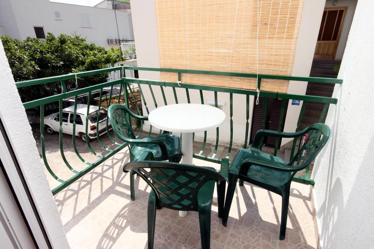 Apartments By The Sea Drvenik Donja Vala, Makarska - 6701 Екстериор снимка
